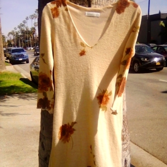 The White House Dress of Fall colors Med Size - Picture 3 of 3